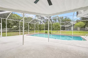 2462 Stephanie Dr, Spring Hill, FL 34608 - Photo 34