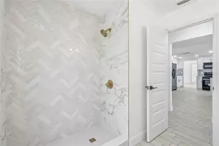 2462 Stephanie Dr, Spring Hill, FL 34608 - Photo 30
