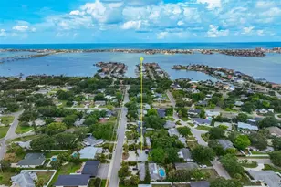 326 Mehlenbacher Rd, Belleair, FL 33756 - Photo 30