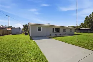 3502 Liles Ln, Plant City, FL 33563 - Photo 4