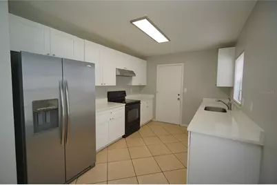 8755 Hampden Drive, Tampa, FL 33626 - Photo 8