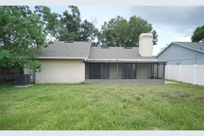8755 Hampden Drive, Tampa, FL 33626 - Photo 32