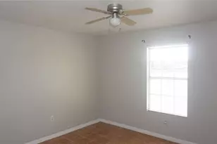 220 Lake Parsons Green, Brandon, FL 33511 - Photo 6
