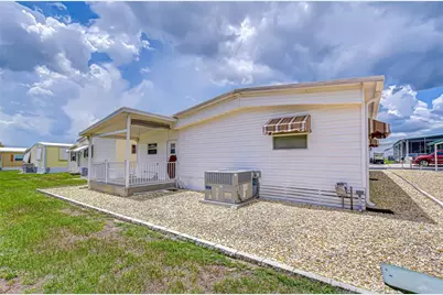 37816 Barcelona Avenue, Zephyrhills, FL 33541 - Photo 38