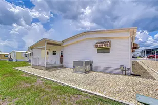 37816 Barcelona Ave, Zephyrhills, FL 33541 - Photo 38