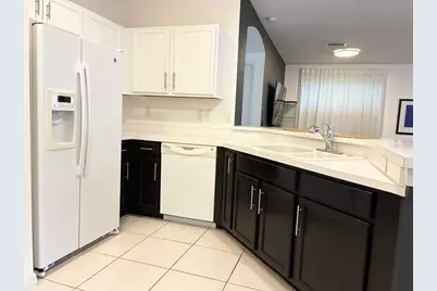 8026 Carriage Pointe Drive, Gibsonton, FL 33534 - Photo 18