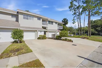 5103 S Jules Verne Court, Tampa, FL 33611 - Photo 4