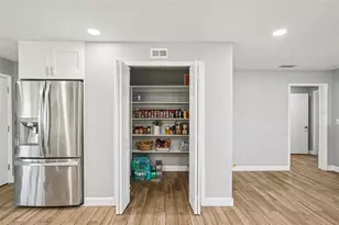 6010 Bayou Grande Blvd NE, Saint Petersburg, FL 33703 - Photo 20