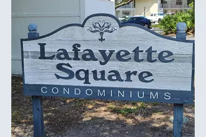101 Lake Avenue NE #215, Largo, FL 33771 - Photo 2