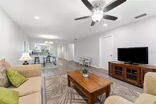 101 Lake Ave NE, Largo, FL 33771 - Photo 12