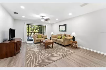 101 Lake Avenue NE #215, Largo, FL 33771 - Photo 8