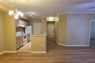 5618 Pinnacle Heights Cir, Tampa, FL 33624 - Photo 4