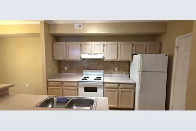 5618 Pinnacle Heights Circle #211, Tampa, FL 33624 - Photo 14