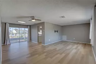 3718 Penrick Dr, Holiday, FL 34691 - Photo 4