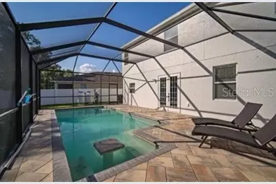 2623 Holly Bluff Court, Plant City, FL 33566 - Photo 4