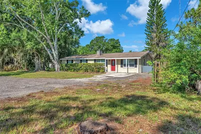 1815 30th Street SE, Ruskin, FL 33570 - Photo 2