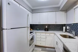 19417 Gulf Blvd, Indian Shores, FL 33785 - Photo 10