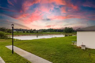 3303 Asher Moon Ln, Zephyrhills, FL 33540 - Photo 4