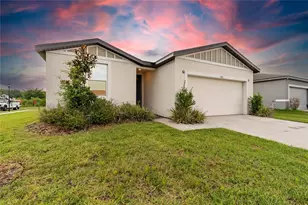3303 Asher Moon Ln, Zephyrhills, FL 33540 - Photo 6