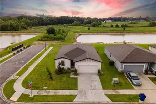 3303 Asher Moon Ln, Zephyrhills, FL 33540 - Photo 34