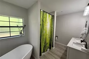 3060 Pirates Retreat Ct, Kissimmee, FL 34747 - Photo 6