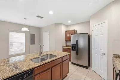 4715 Chatterton Way, Riverview, FL 33578 - Photo 18