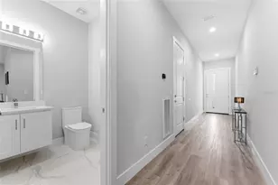 9714 Van St, Tampa, FL 33615 - Photo 8