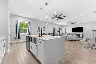 9714 Van Street, Tampa, FL 33615 - Photo 14