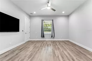 9714 Van St, Tampa, FL 33615 - Photo 16