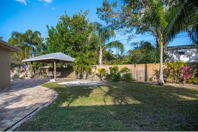 528 59th Way S, Saint Petersburg, FL 33707 - Photo 26