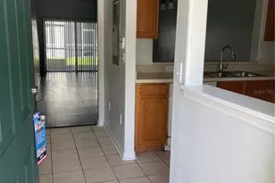 3548 High Hampton Cir, Tampa, FL 33610 - Photo 2