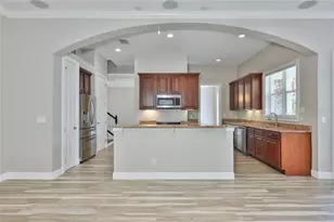 6573 Simone Shores Cir, Apollo Beach, FL 33572 - Photo 10