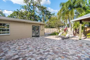 528 59th Way S, Saint Petersburg, FL 33707 - Photo 16
