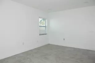 11889 93rd Ave, Seminole, FL 33772 - Photo 8