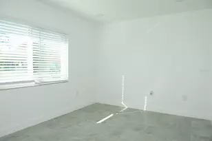 11889 93rd Ave, Seminole, FL 33772 - Photo 10