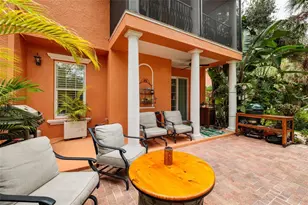 190 Banyan Bay Dr, Saint Petersburg, FL 33705 - Photo 32