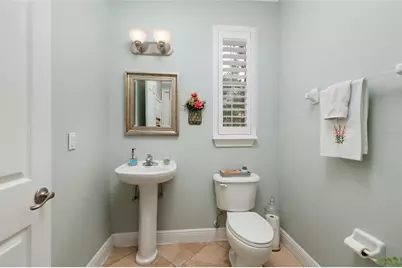 190 Banyan Bay Drive, Saint Petersburg, FL 33705 - Photo 12