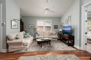 190 Banyan Bay Dr, Saint Petersburg, FL 33705 - Photo 18