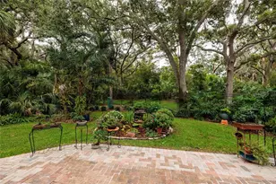 190 Banyan Bay Dr, Saint Petersburg, FL 33705 - Photo 38