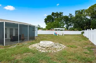 330 Scott Ct, Palm Harbor, FL 34684 - Photo 32