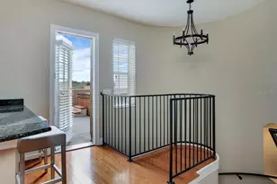 2303 Kensington Garden Ln, Tampa, FL 33609 - Photo 24