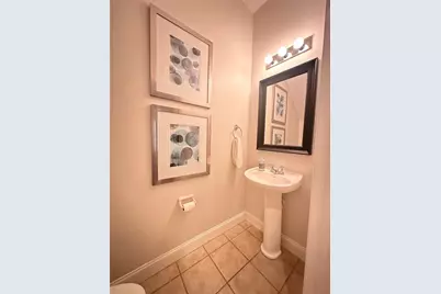 2303 Kensington Garden Lane, Tampa, FL 33609 - Photo 6