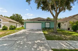 5936 Lake Front Dr, Wesley Chapel, FL 33545 - Photo 1