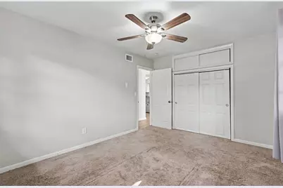 29 6th Avenue SE, Largo, FL 33771 - Photo 22