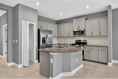 13531 Circa Crossing Drive, Lithia, FL 33547 - Photo 10