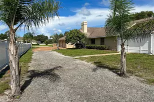 8732 Skymaster Dr, New Port Richey, FL 34654 - Photo 86