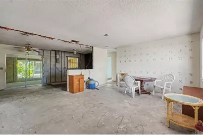 8373 78th Terrace, Seminole, FL 33777 - Photo 2