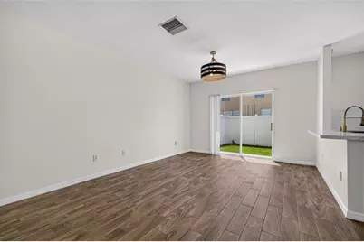 9763 Carlsdale Drive, Riverview, FL 33578 - Photo 16