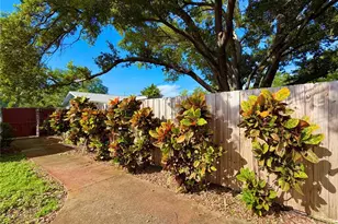 516 Northmoor Ave N, Saint Petersburg, FL 33702 - Photo 24