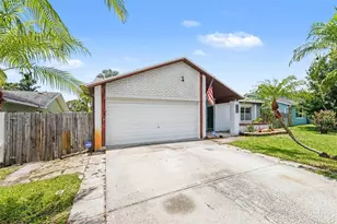 12304 102nd St, Largo, FL 33773 - Photo 2